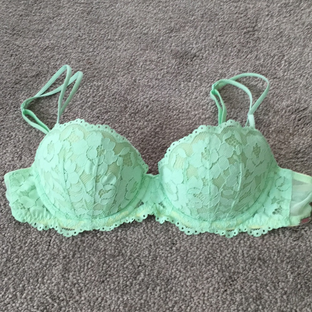 PINK bra